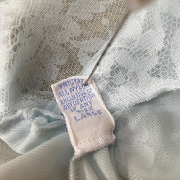 Vintage Vanity Fair Bed Jacket - Picture 5 of 7